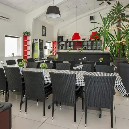 Holiday home Lxv